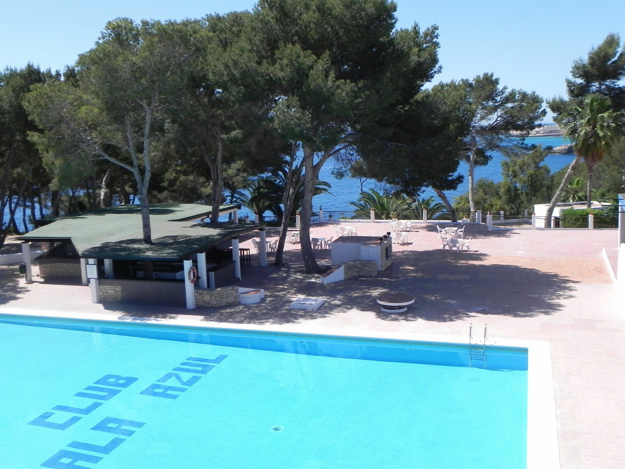 Club Cala Azul Hotel Cala Llenya  Exterior photo